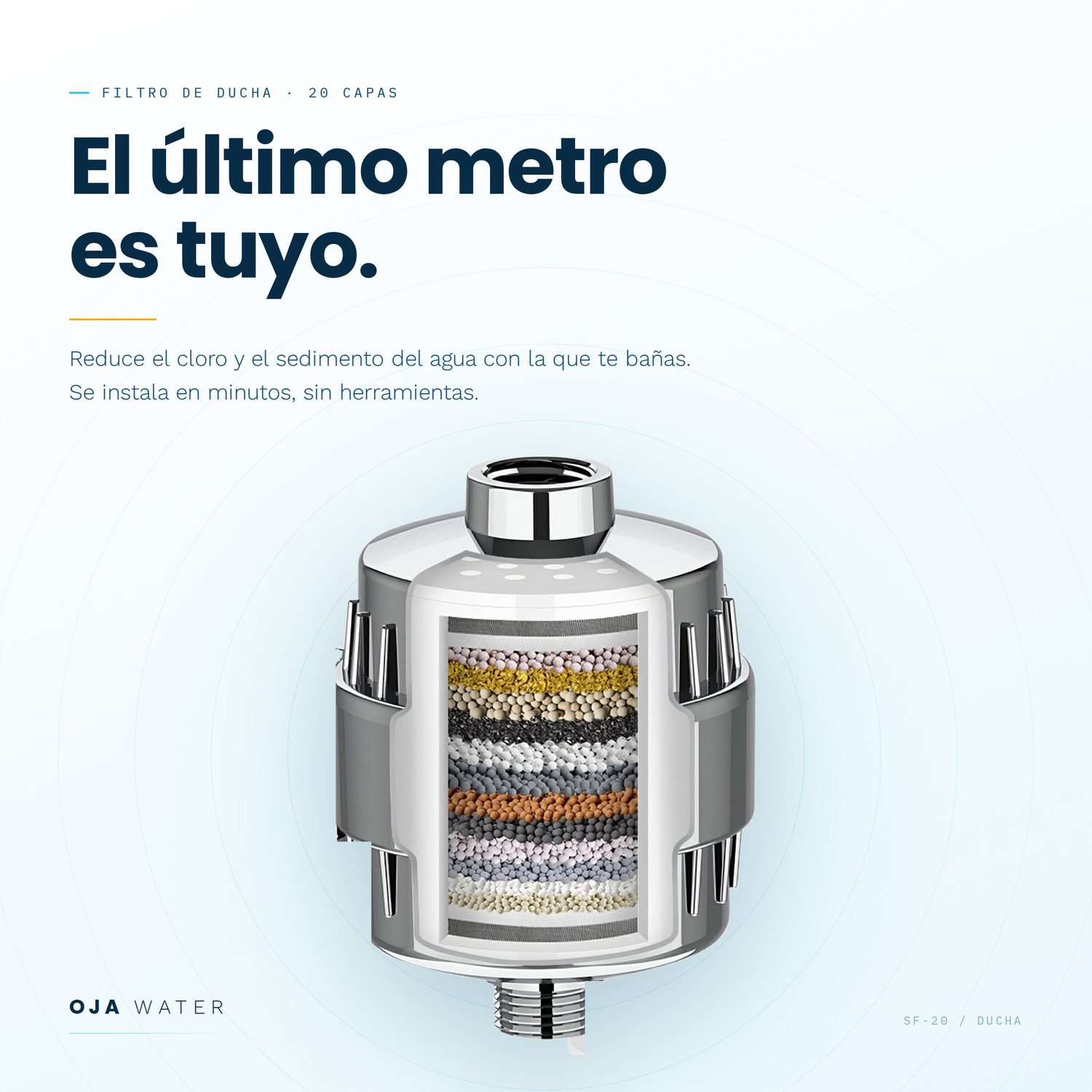 Filtro de ducha OJA Water instalado entre el brazo y la regadera